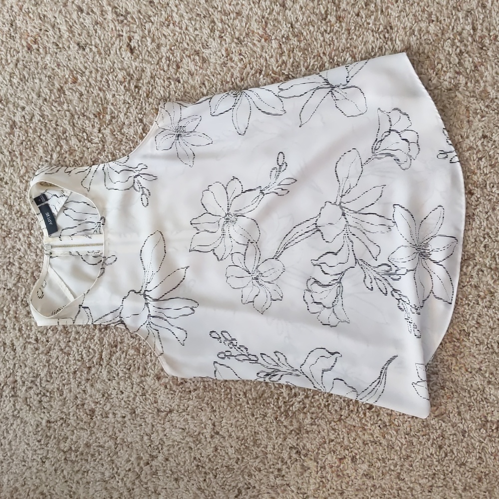 Apt 9 women's small top